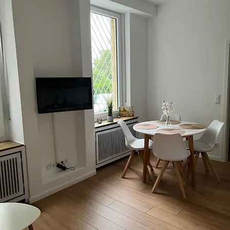 Am Verwaltungszentrum Naehe Mosel