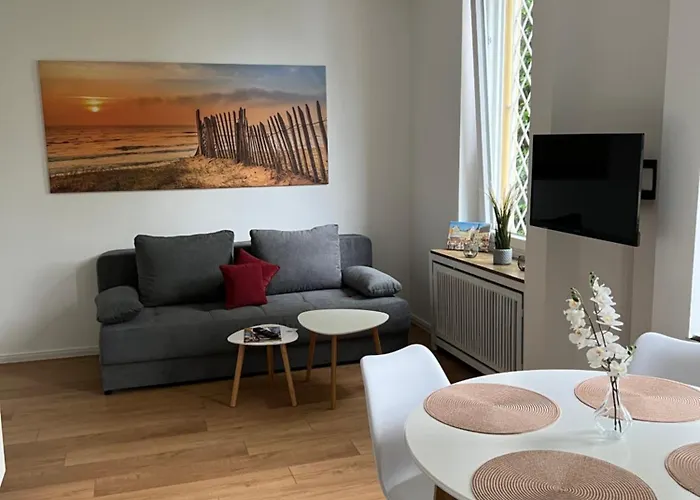 Am Verwaltungszentrum Naehe Mosel Apartmán *