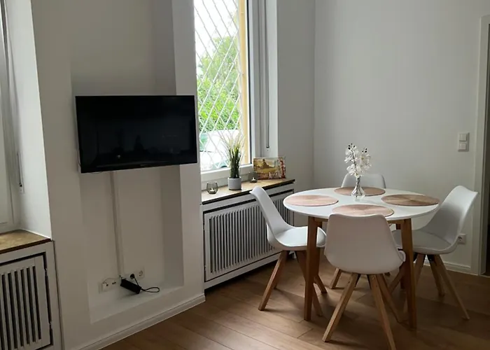 Am Verwaltungszentrum Naehe Mosel